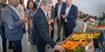 El presidente Clavijo destaca el “éxito” de los ecocomedores que llegan ya a 24.000 alumnos canarios