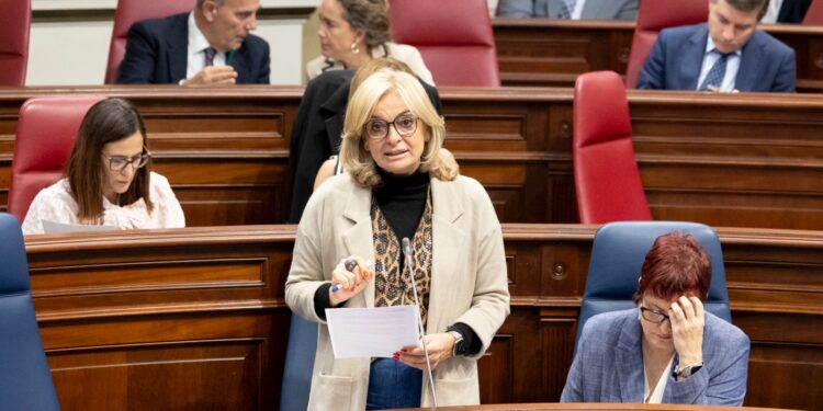 El Hospital Molina Orosa de Lanzarote incorpora a 89 médicos de 20 especialidades desde julio de 2023