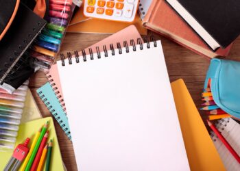 Educación destina 5,3 millones de euros a ayudas para libros de texto y material didáctico en el curso 2025/26