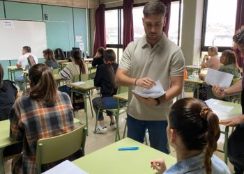 Educación convoca 1.362 plazas docentes para los años 2025 y 2026