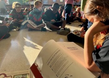 Centros de las islas se suman al proyecto El Lino de los Sueños en el centenario de la muerte de Alonso Quesada