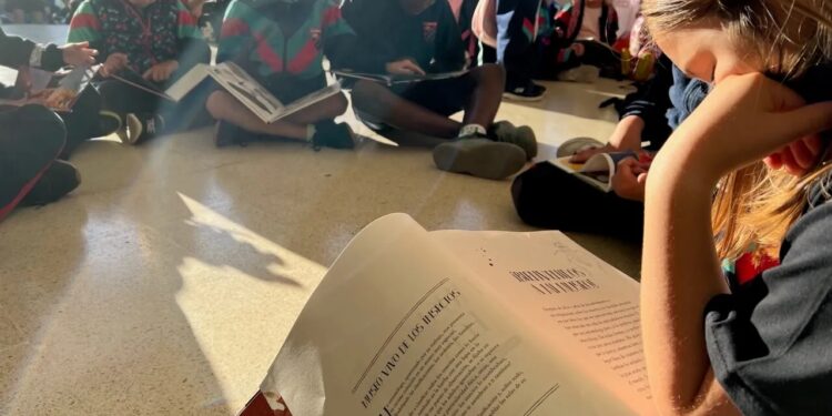 Centros de las islas se suman al proyecto El Lino de los Sueños en el centenario de la muerte de Alonso Quesada