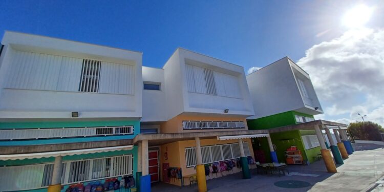 Educación invierte 365.000 euros en la construcción de tres nuevas aulas en el CEO Guajara, en Tenerife