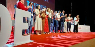 Blas Acosta renueva su liderazgo en el PSOE de Fuerteventura en un Congreso marcado por el homenaje a la militancia histórica