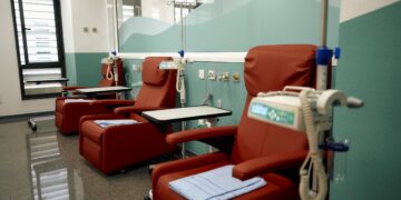 El Hospital de Día de Hematología del Hospital Doctor Negrín administra en 2024 más de 7.600 tratamientos