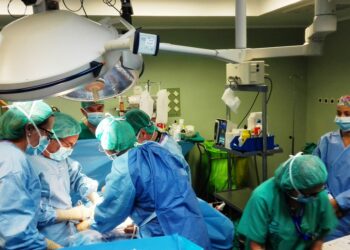 Canarias se sitúa por primera vez por debajo de la media nacional en demora quirúrgica, con cuatro días menos