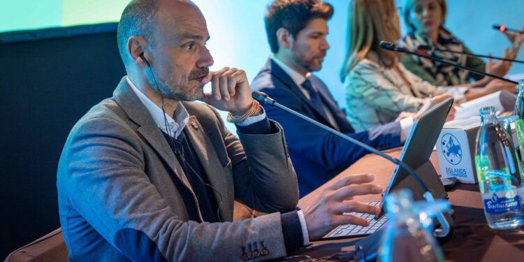 Canarias busca colaboración con otras islas para posicionarse como centros de innovación sostenible