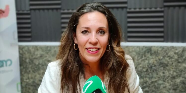 Jessica de León: “No creo en un partido de opiniones únicas, creo en la capacidad de construir juntos”
