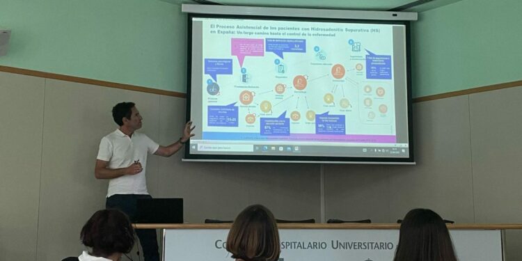 El HUC organiza una jornada de puertas abiertas destinada a pacientes con hidradenitis supurativa y familiares