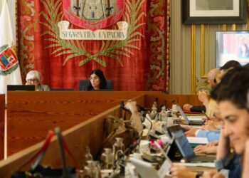 La alcaldesa Darias anuncia la ampliación de la Policía Local con 59 nuevos efectivos para seguir mejorando la seguridad ciudadana