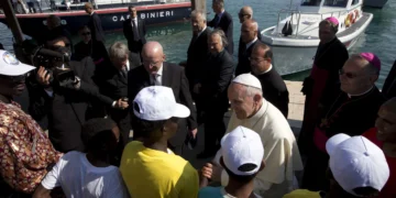 La muerte del papa más preocupado por los migrantes frustra su deseado viaje a Canarias