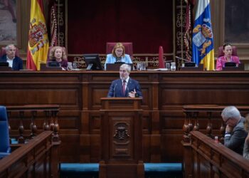 Fernando Clavijo pide unidad política para abordar el reto demográfico ante el Estado y la Unión Europea