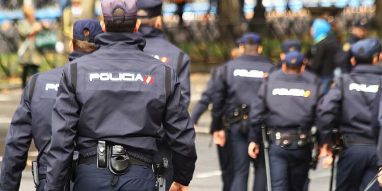 Tres detenidos en Costa Calma y Caleta de Fuste por usurpación de identidad y falsedad documental