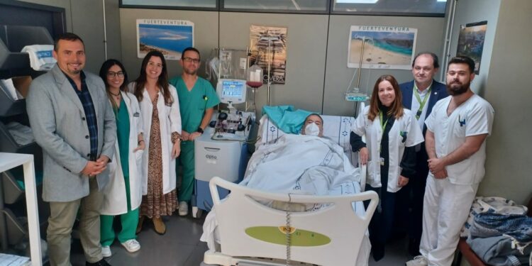 El HUC realiza la primera linfoaféresis destinada a pacientes oncohematológicos para terapia CART