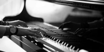 “Me he pasado, ¿me perdonas?”: a juicio un profesor por presunta agresión sexual a una alumna