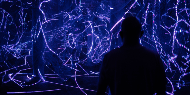 El Espacio El Tanque se llena de estrellas que flotan y se mueven al ritmo de la música