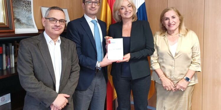 Sanidad y Sociedad Española de Patología Digestiva analizan la importancia del cribado del cáncer colorrectal