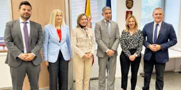 El Estado incluye a los 18 buques excluidos desde 2020 en la cuota de patudo asignada a atuneros cañeros canarios