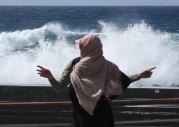 La borrasca Nuria deja dos heridos y cientos de incidencias en Canarias