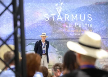 El Nobel John Mather: Creo que no estamos solos pero que nuestros vecinos están muy lejos