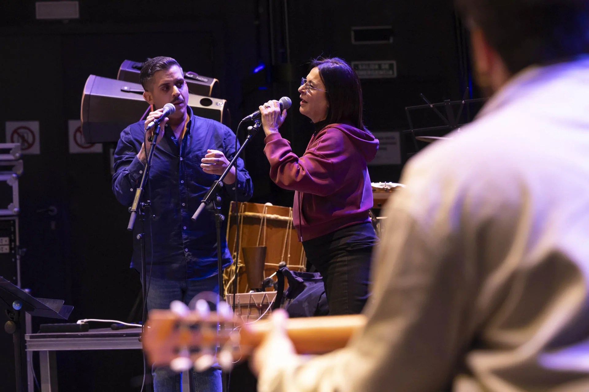 rss-efe788b65880c5bf33fbfab5a4af757df53fb5bf78bw Los Sabandeños, Mestisay y la cantante Olga Cerpa han presentado este miércoles la producción 'Balada Sabanda', que recorrerá las islas a lo largo de un año. En la foto, Olga Cerpa y Besay Pérez. EFE/Miguel Barreto