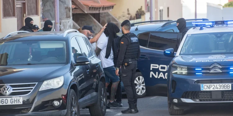 Liberadas ocho jóvenes explotadas sexualmente en pisos prostíbulos del sur de Tenerife