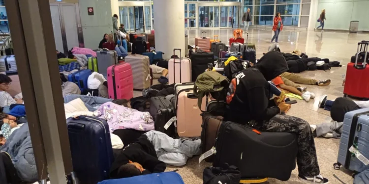 88 menores canarios pueden quedarse varados y sin cuidadores en Barcelona hasta el sábado