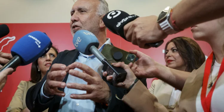 Torres espera que el PP, que cogobierna en Canarias, vote a favor del reparto de migrantes