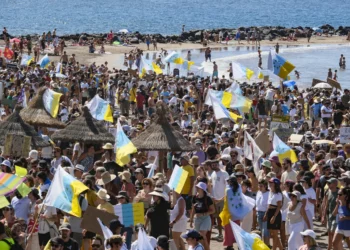 La plataforma Canarias tiene un límite convoca manifestaciones el 18 de mayo y anuncia boicots y ocupación de espacios turísticos