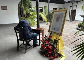 El obispado de Canarias habilita un libro de condolencias por la muerte del papa Francisco