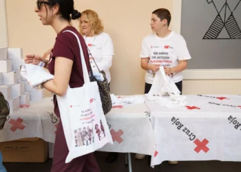 El número de personas atendidas por Cruz Roja aumentó un 5%, en su mayor parte inmigrantes