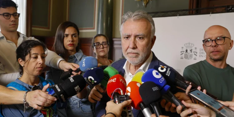 Torres: La tutela de los menores no acompañados y de los asilados es de las comunidades