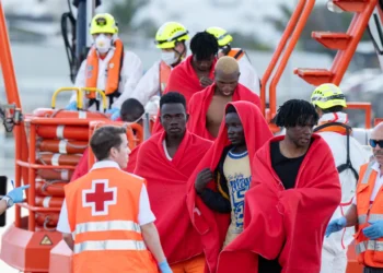 Las llegadas de migrantes a Canarias caen en un 25 % en lo que va de año