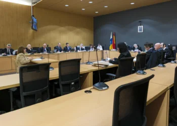 Exempleados de UGT afirman que les computaron horas no realizadas en planes de formación