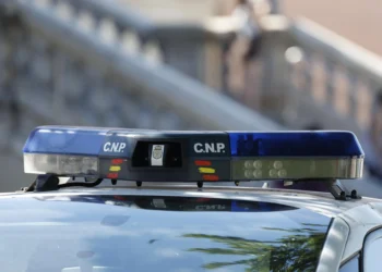 Un menor está en estado crítico tras saltar al vacío en Las Palmas de Gran Canaria en un posible caso de acoso