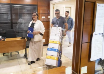 Más de 6.000 firmas para pedir una moratoria de un año y hacer nueva ley vacacional