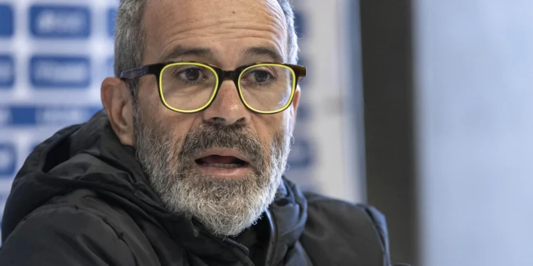 El Tenerife renueva a Álvaro Cervera e incorpora a Felipe Miñambres como director general