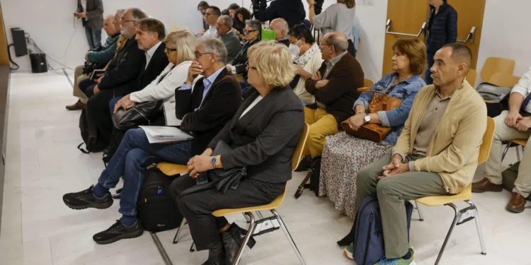 Rebajan la petición de penas a los imputados por Fundescan y retiran los cargos a una