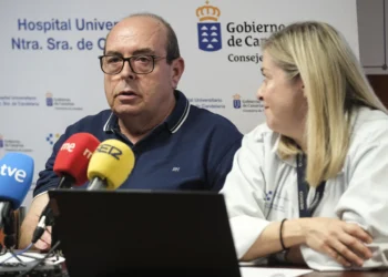 Dos hospitales canarios ofrecen una técnica de ultrasonidos para el temblor esencial