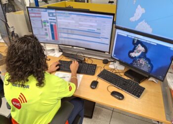 Sanidad invierte un millón de euros en el nuevo servicio de ambulancia de La Graciosa