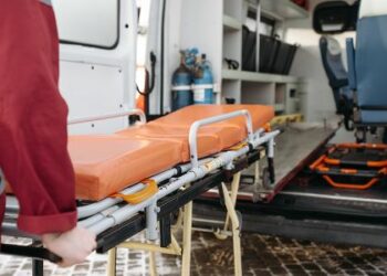 Reclaman integrar a los técnicos de emergencias en la sanidad pública y mejorar sus condiciones laborales