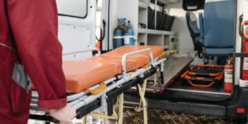 Reclaman integrar a los técnicos de emergencias en la sanidad pública y mejorar sus condiciones laborales