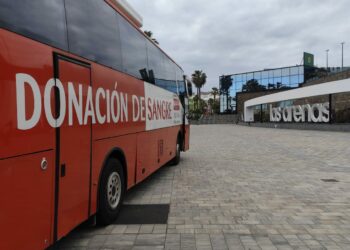Hemodonación despliega dos unidades móviles de donación en la calle Triana y el Centro Comercial Las Arenas