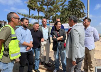Turismo invierte 1,7 millones de euros en las obras de un sendero peatonal en el frente marítimo de Corralejo