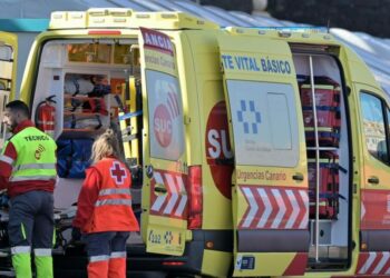 Los técnicos de emergencias sanitarias, en pie de guerra por un reconocimiento que el Gobierno de Canarias se resiste a otorgarles