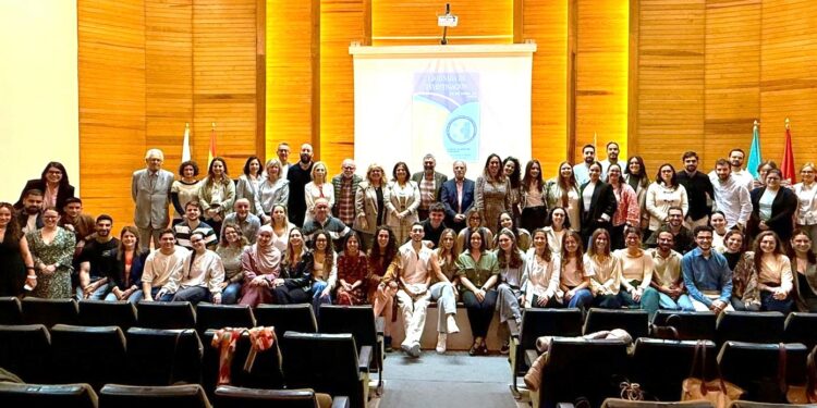 Atención Primaria de Tenerife celebra una jornada divulgativa sobre los proyectos de los MIR y EIR