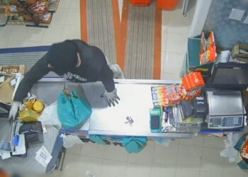 Detenidos los autores de un robo con violencia en Sevilla