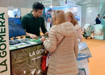 120525 Stand de La Gomera en Expovacaciones