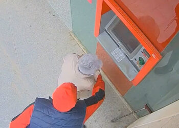 Detenido tras atracar a una mujer de 79 años cuando sacaba dinero en un cajero en Requena (Valencia)
