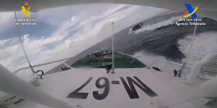 Intervenidas seis embarcaciones dedicadas al narcotráfico en el mar de Alborán